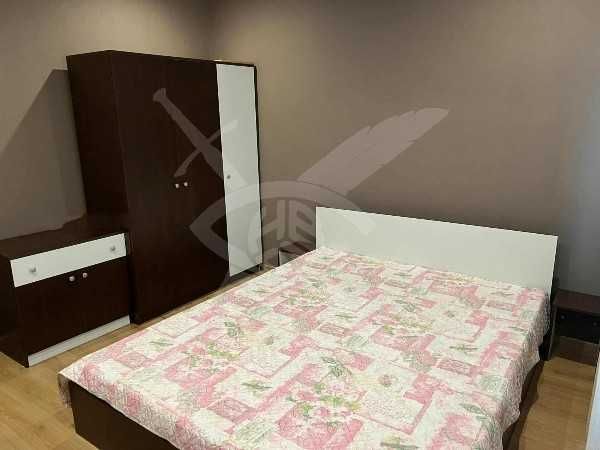 Тристаен апартамент под наем в Центъра 182490