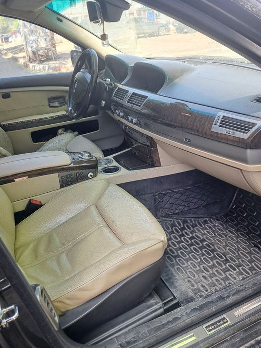 BMW e66 760Li 2007г