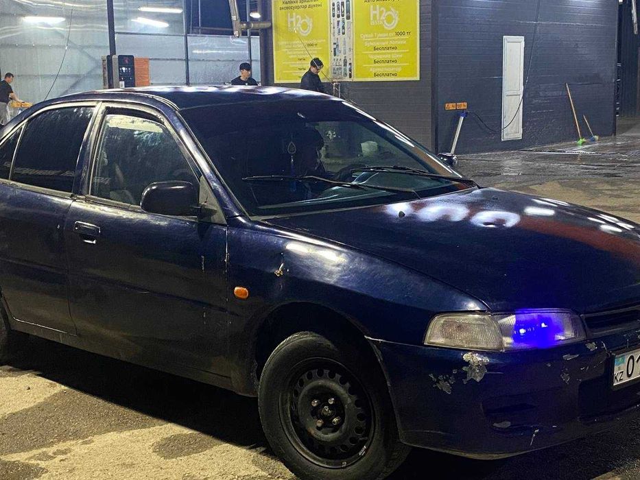 Mitsubishi lancer
