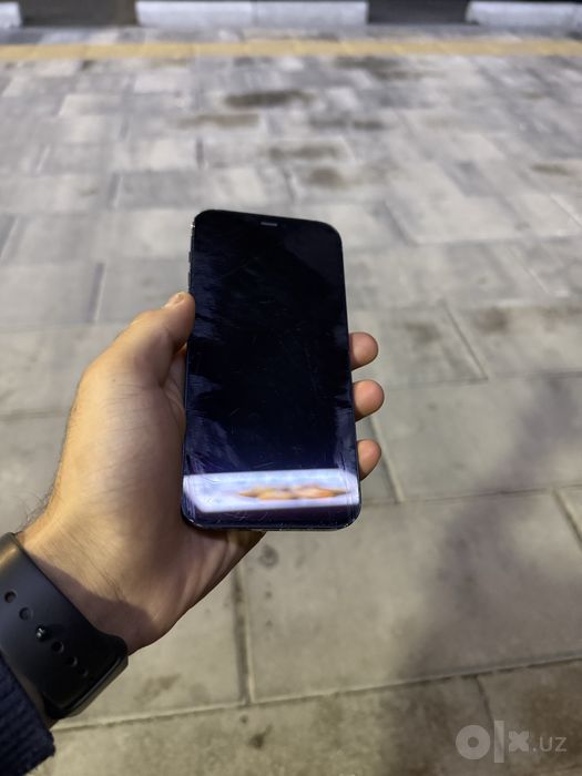 Iphone 12 holati yaxshi ochilmagan