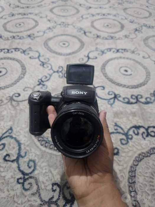 Fotoaparatlar sotiladi