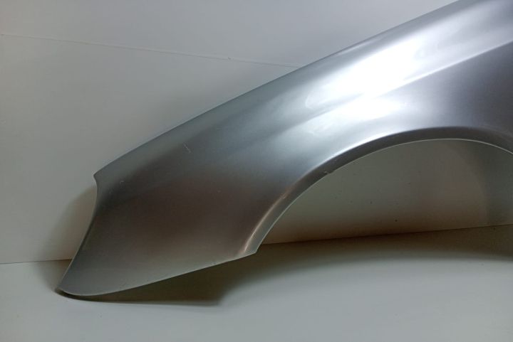 Aripa stanga Mercedes-Benz E-Class W211