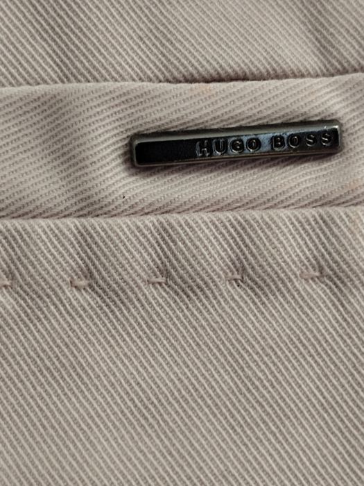 Hugo Boss pantaloni
