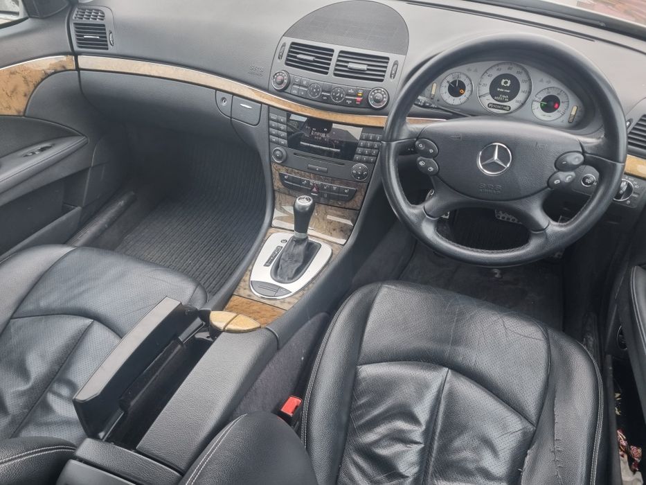 Dezmembrez Mercedes E class E320 V6 cdi W211