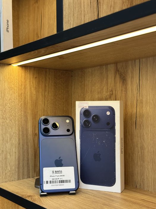 iphone 17 pro 256gb blue 99%