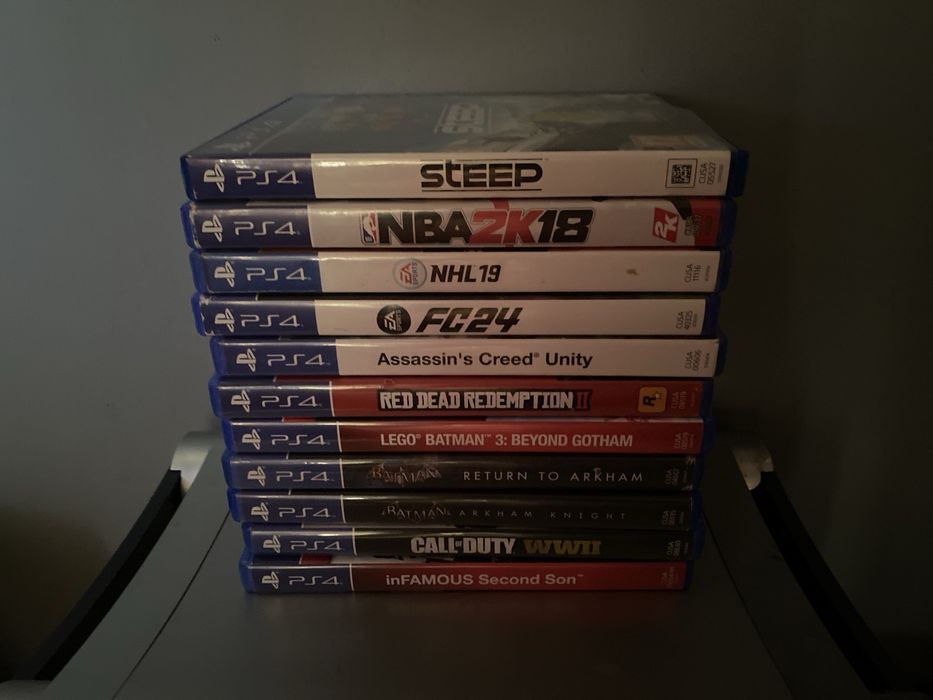 Ps 4 slim в много добро състояние