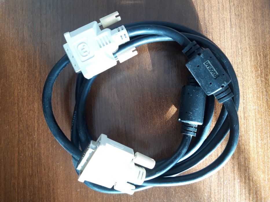 кабель DVI-D на DVI-D
