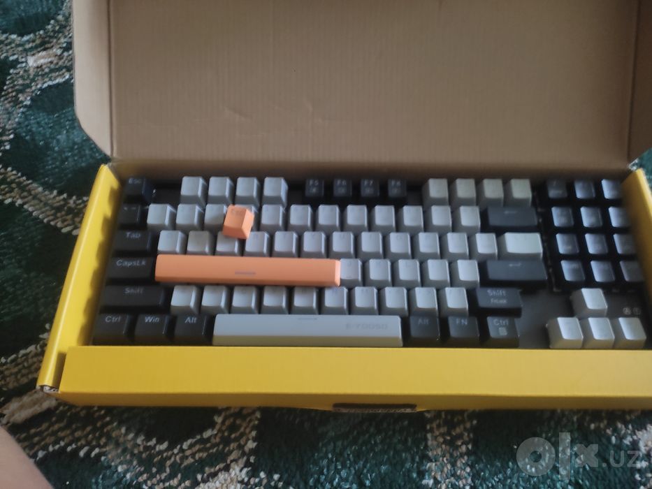 Продам игровую механическую клавиатуру!