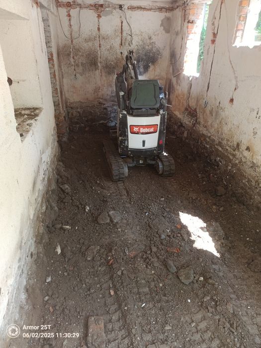 Услуги с мини Багер + чук+Дъмпер