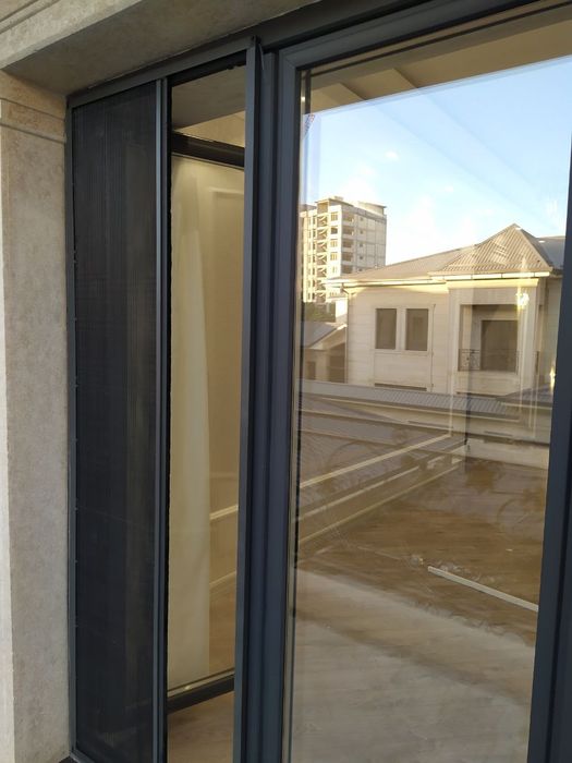 Ассортимент оконных Москитные сеток + жалюзи.