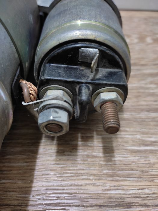 Стартер КЗАТЭ с тремя болтами.