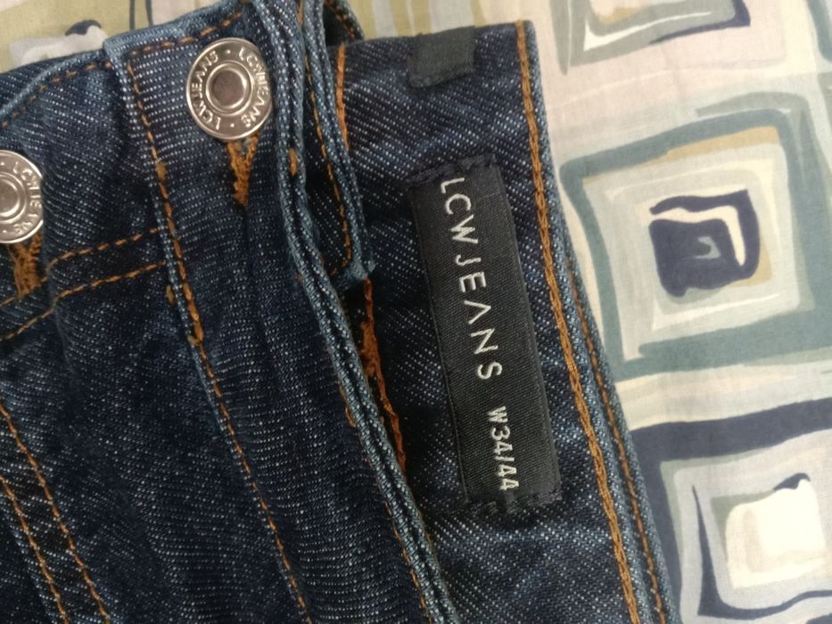 Джинсы оверсайз женские