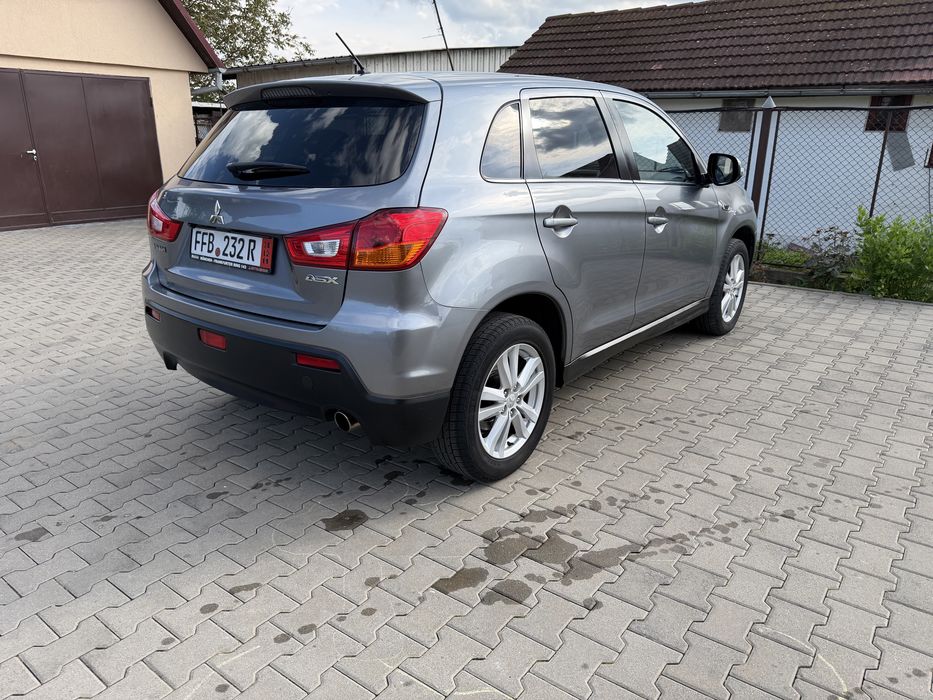 Mitsubishi ASX An 2012 Vebasto