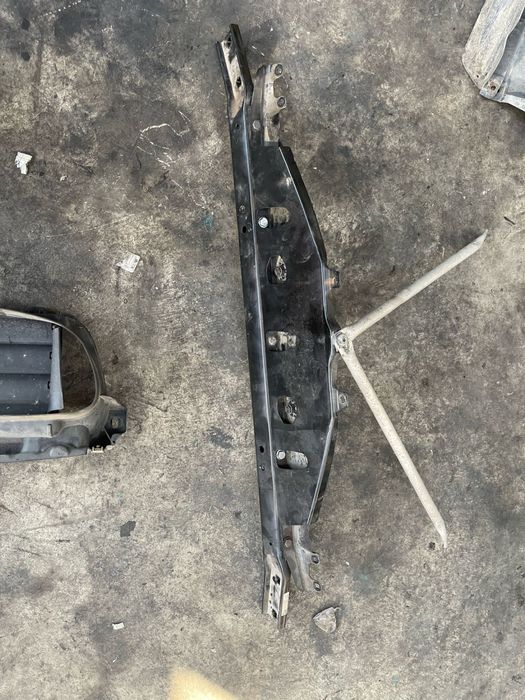 Placa superioara capac trager bmw f10 f11