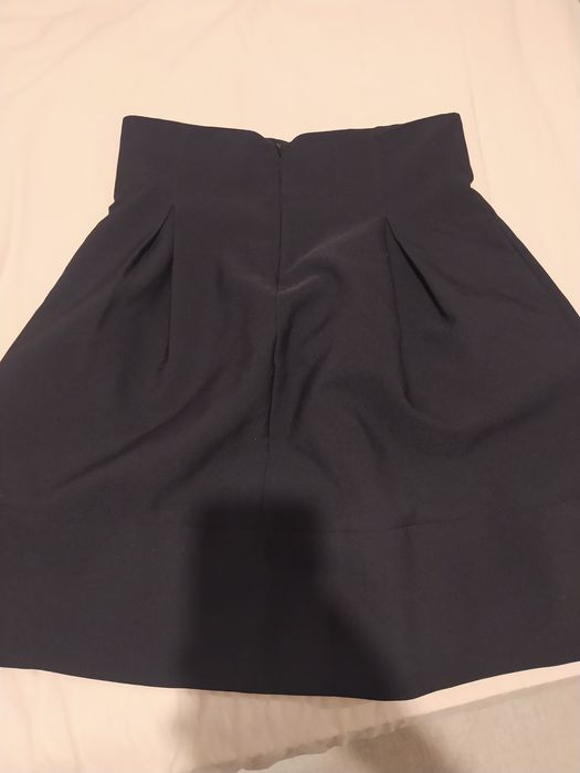 Дамска стилна пола