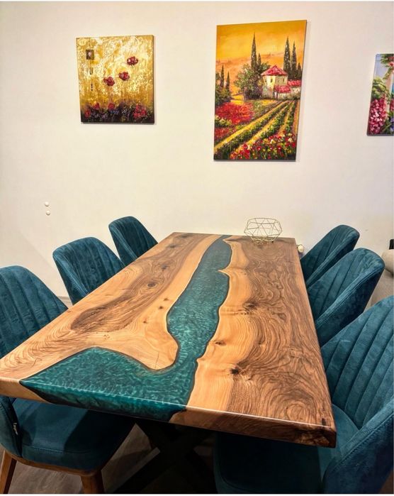 Уникални трапезни маси от орех и епоксидна смола