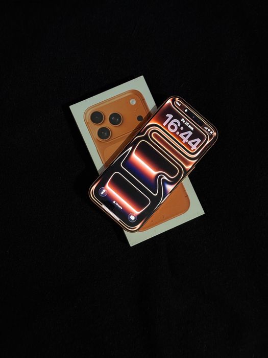 Продам айфон17про 256