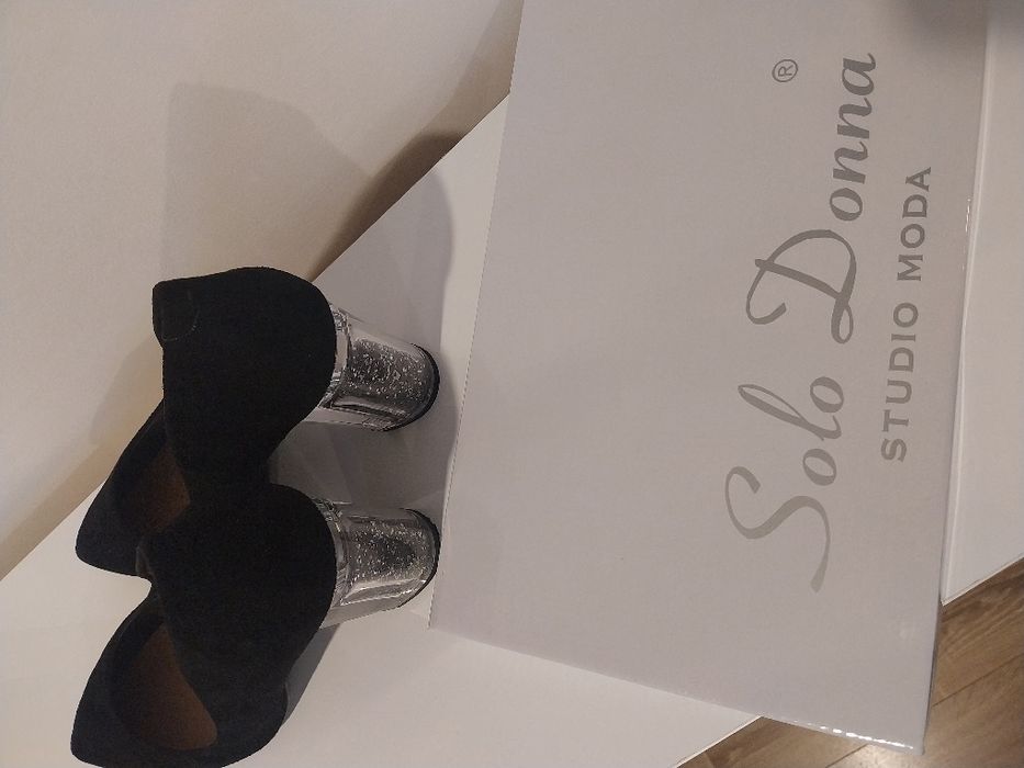 Ocazie ! Vand pantofi stiletto din piele nr 38 ,