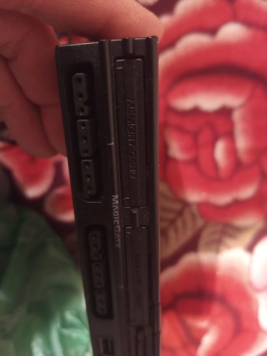 Sony PlayStation 2 работи отлично