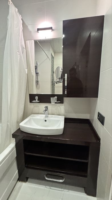 Продется квартира 3/2/4 в отличном месте , 15кв-ал Юнусабадский район