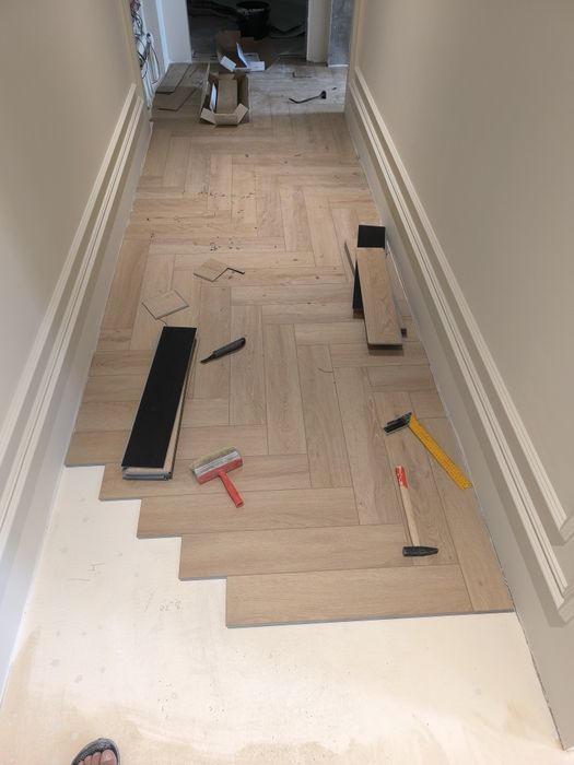 Арча таркет терамиз сифатли ва безатхот.