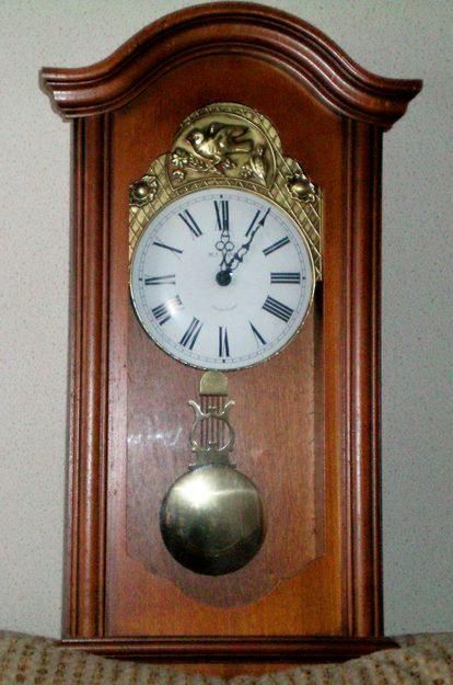 Ceasornicarie , reparatii pendule , ceasuri de mana .