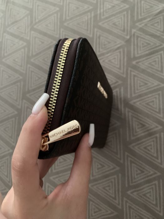 Portofel Michael Kors - OFERTĂ - 49 RON