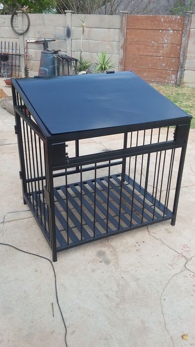 Изготовление переносок и вольеров для животных