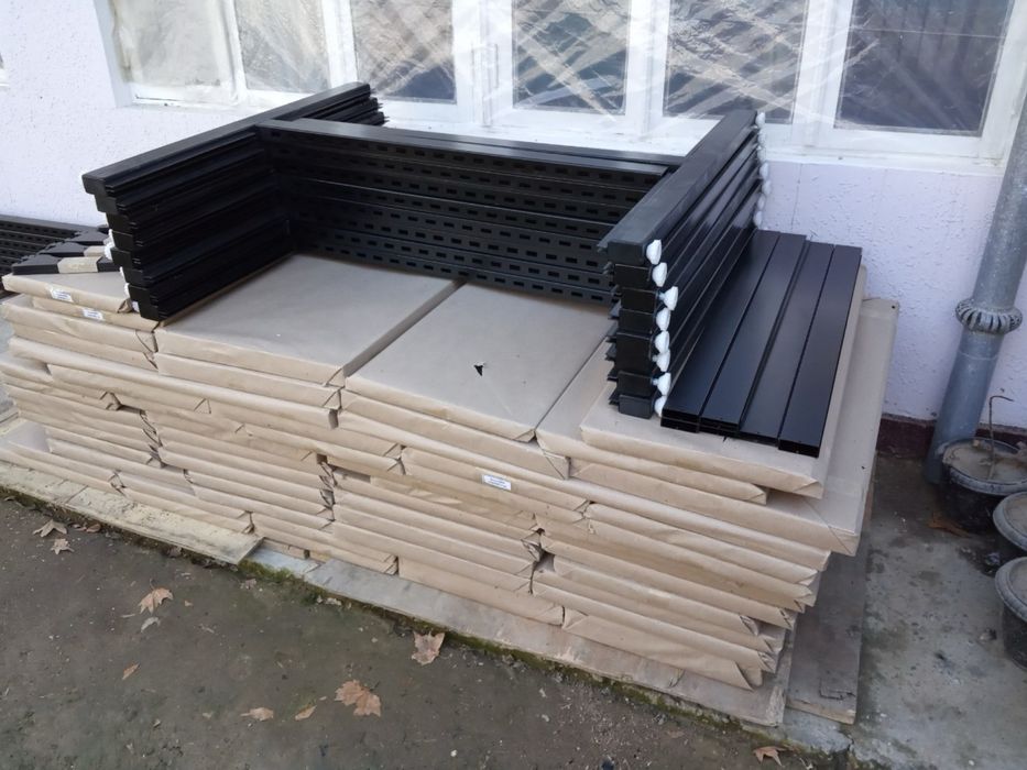 Продам стеллажи металлические