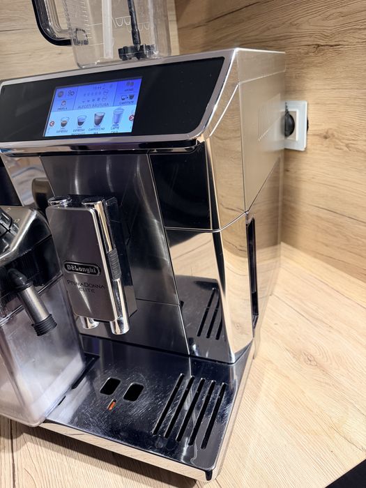 Espressor Delonghi PrimaDonna Elite ECAM650.85MS, 1450 W, 19 bari (Inox)