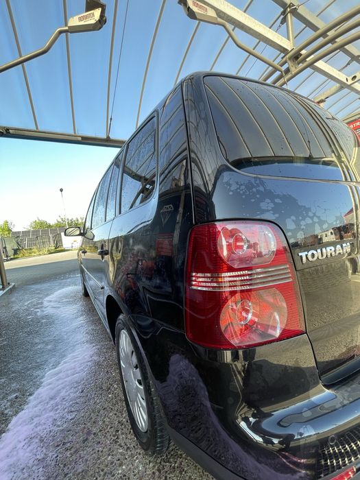 VOLKSWAGEN Touran 2007 — imagine 3