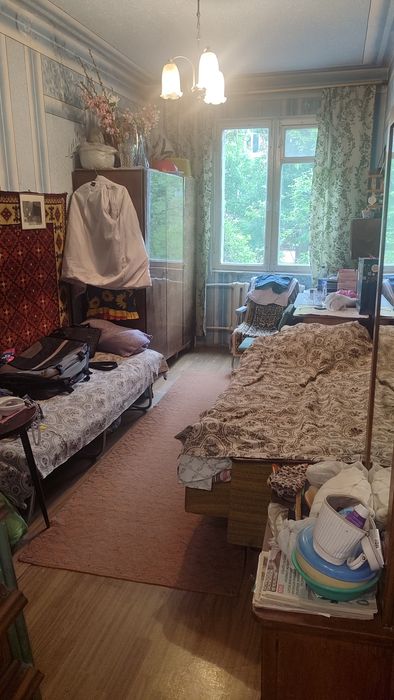 Чиланзар 18 3 комнаты 2 этаж