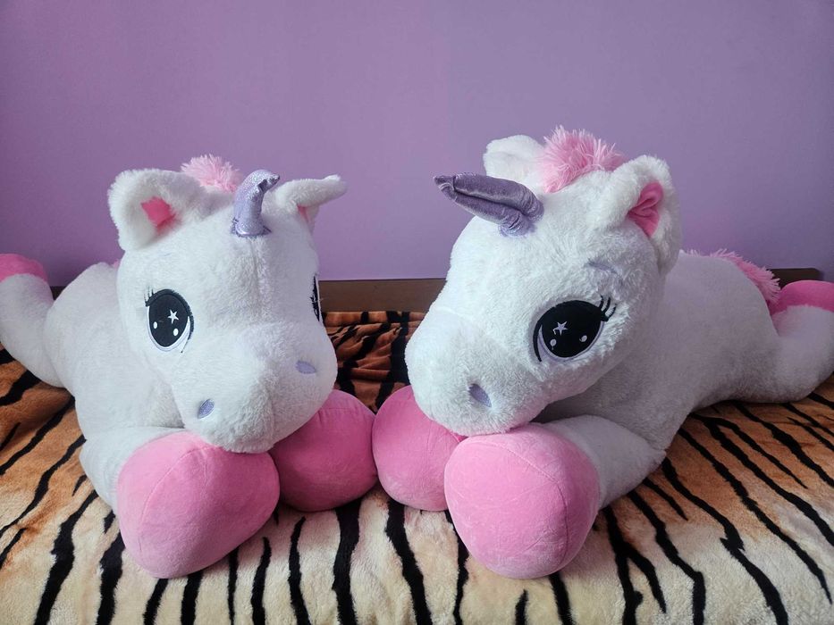 Голям плюшен еднорог