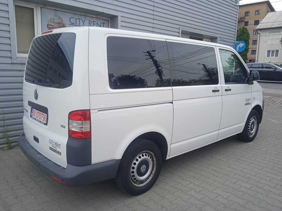 Inchiriere bus 8+1 locuri Bistrita. Masini cu 9 locuri