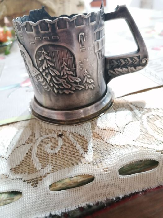 Продам подстаканник  из серебра.
