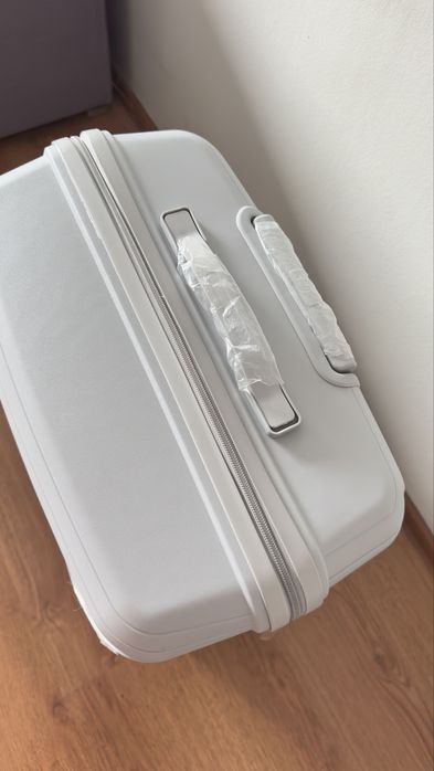 Чемодан светло-серый Турция