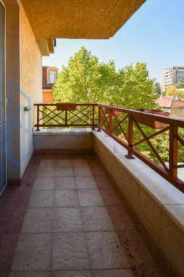 Дава се под наем Четиристаен апартамент в София, Изток - 170 кв.м за 1500 € - Снимка #6