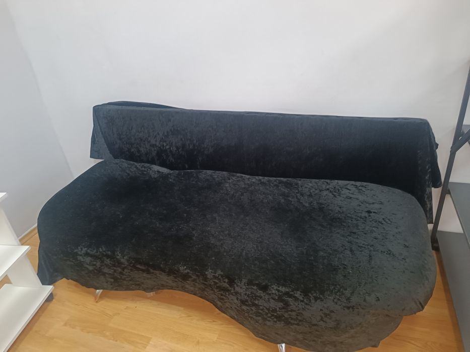 Продам срочно диван самовывоз