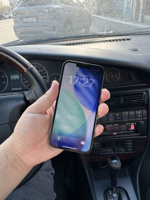 iphone 13 pro 256гб 83%  продам все работает