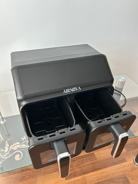 Vând AirFryer stare perfecta de utilizare