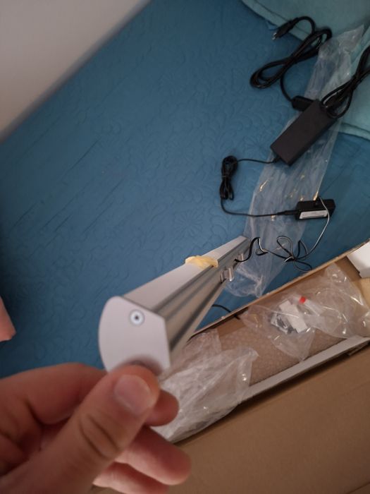 Kit Lampă LED Liniară pentru Raft / Sub Dulap 24V – Nou, Complet