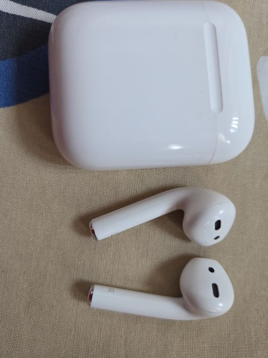 Vând casti bluetooth