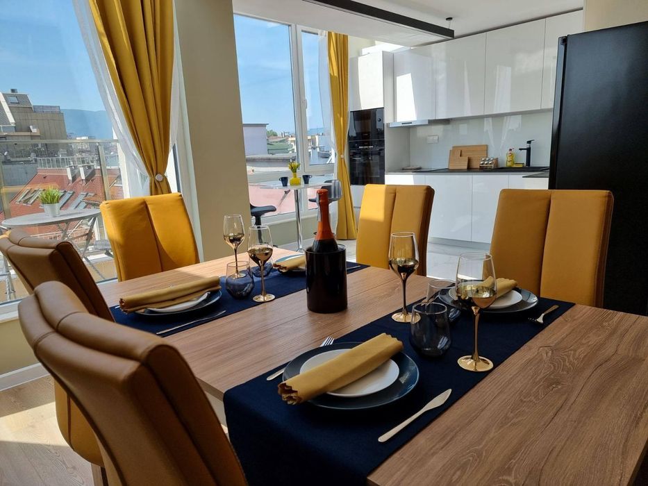 Дава се под наем Тристаен апартамент в София, Зона Б-18 - 100 кв.м за 1400 € - Снимка #3