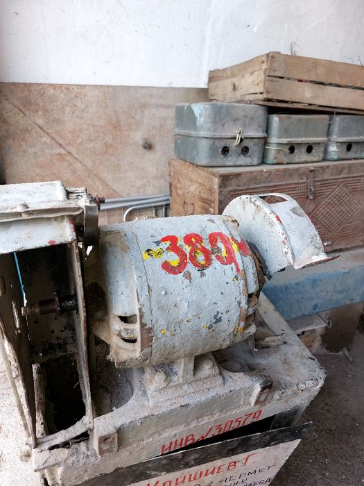 Токарный станок тв4