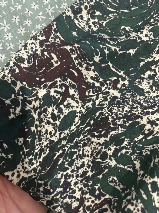 Сатенена рокля Zara Нова