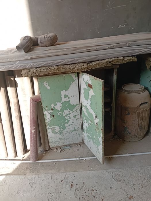 Инструмент шкафы