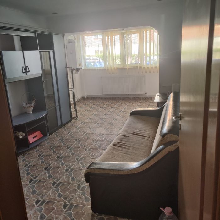 Apartament cu 2 camere de inchiriat