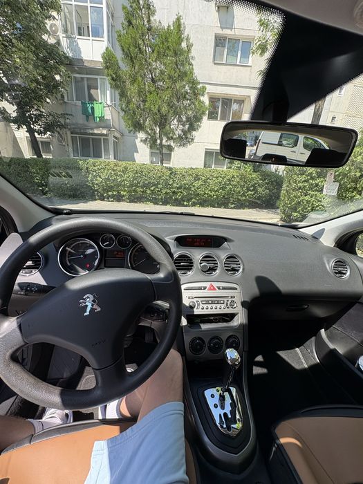 Peugeot 308 1.6 Benzină Automat