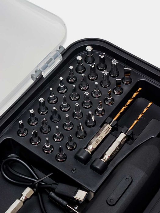 Аккумуляторная отвертка BIYOTI 35 бит + кейс | USB зарядка | ART 2020