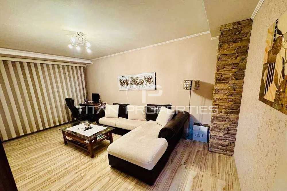 Продава се Тристаен апартамент в Пазарджик, Устрем - 69 кв.м за 1058 €/кв.м - Снимка #1